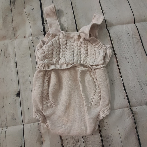 Cat & Jack knit onesie - Picture 6 of 6